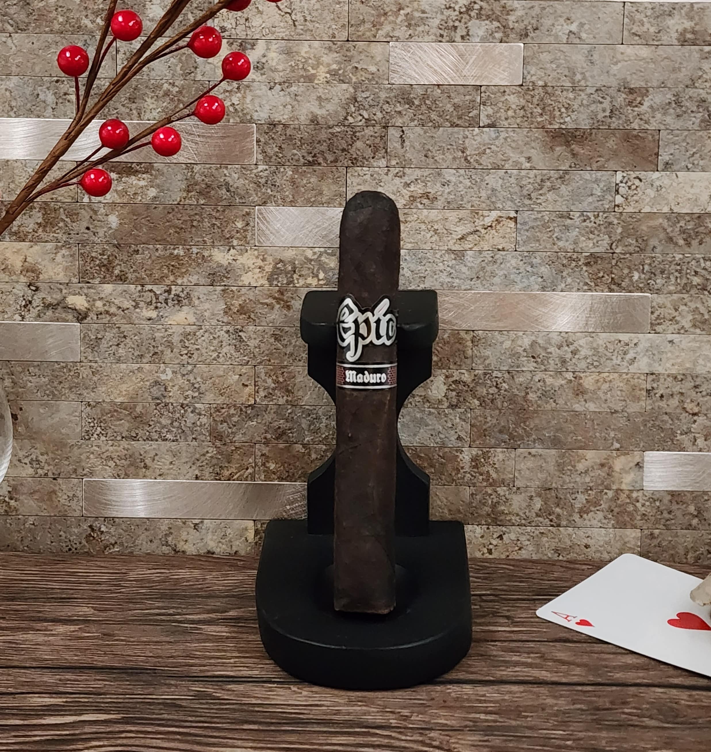 Epic Maduro Robusto