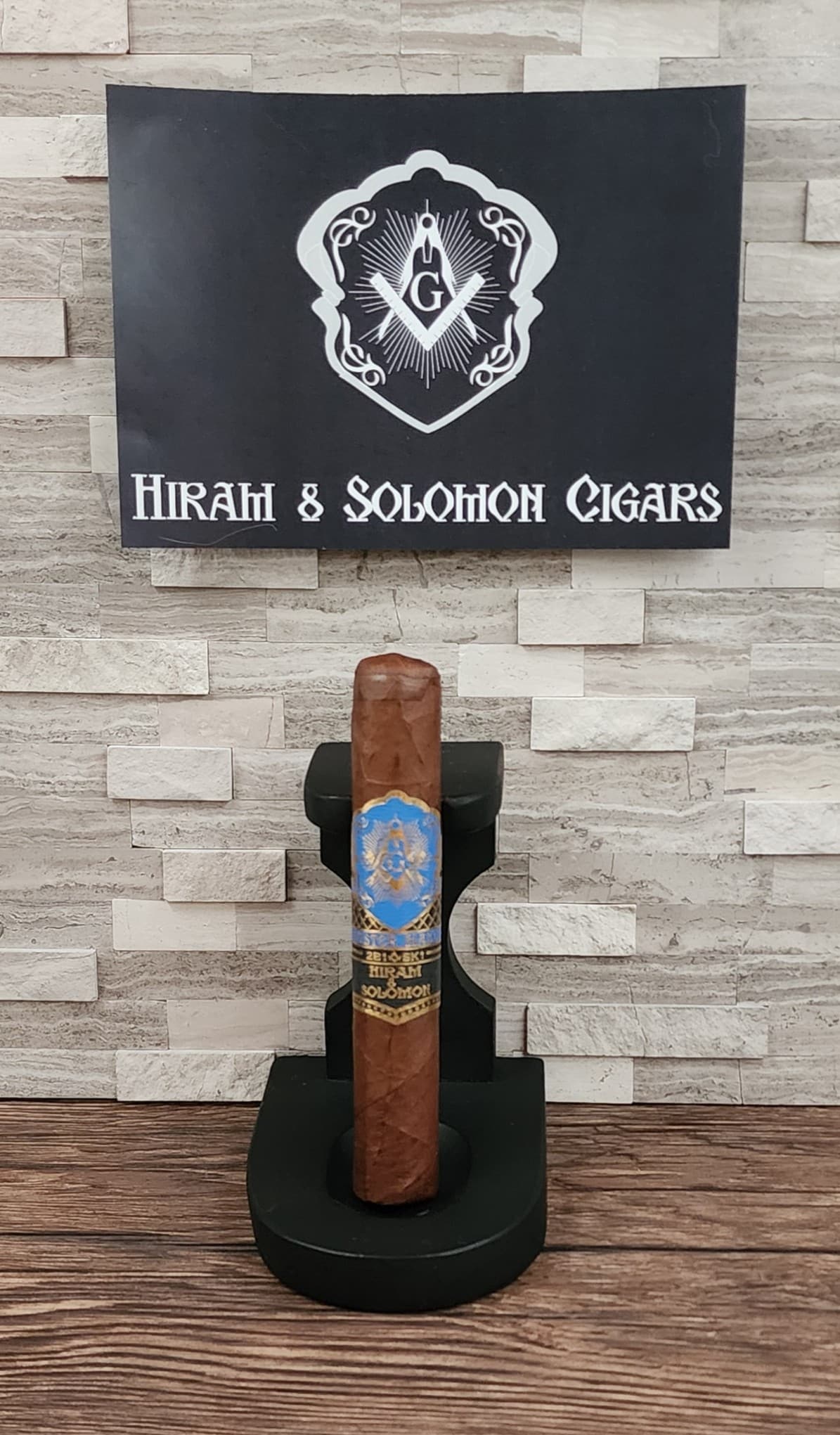 Hiram And Soloman Master Mason Robusto